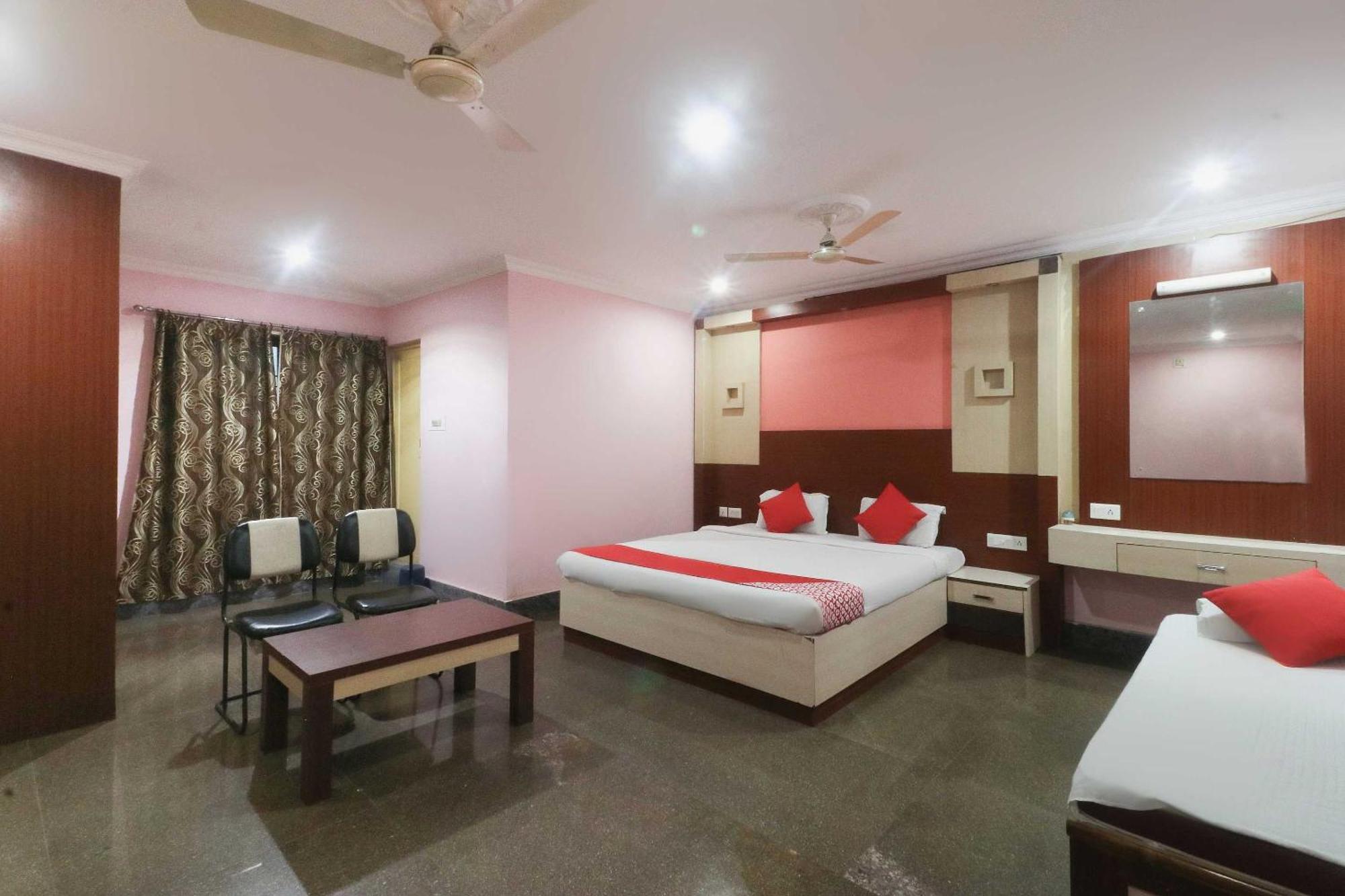 Hotel O Nirmala Residency Bhubaneswar Exteriör bild
